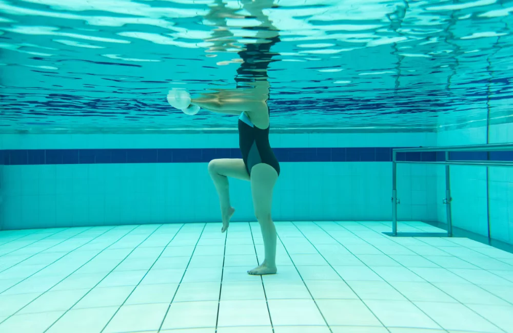 ผู้สูงอายุกลุ่มไหนบ้าง ที่เหมาะกับการทำธาราบำบัด (Hydrotherapy)